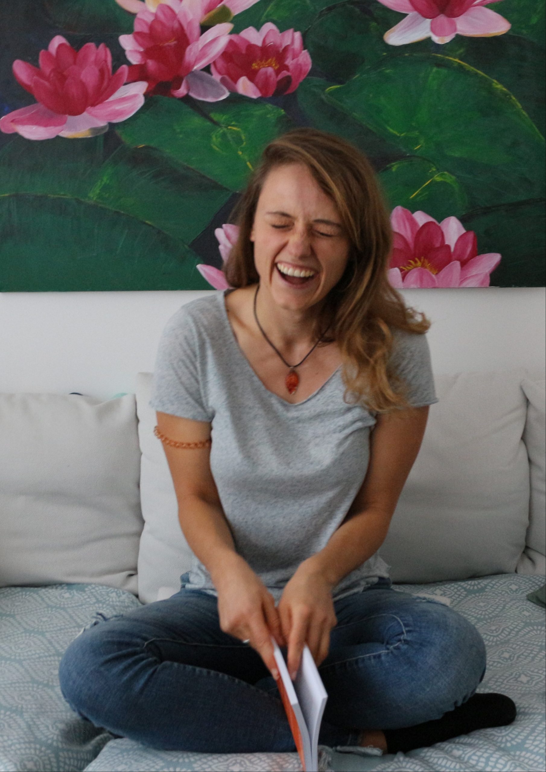 Autorin Sarah Stano Buch lacht Abgefuckte Welt